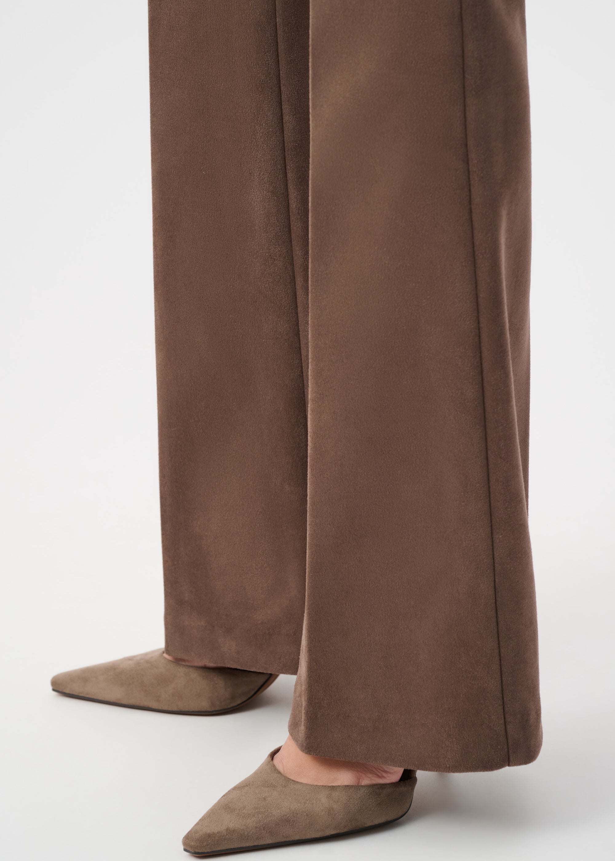 Philippa | Pantalon en suède jambe évasée