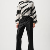 Onyx | Pantalon décontracté en cuir vegan