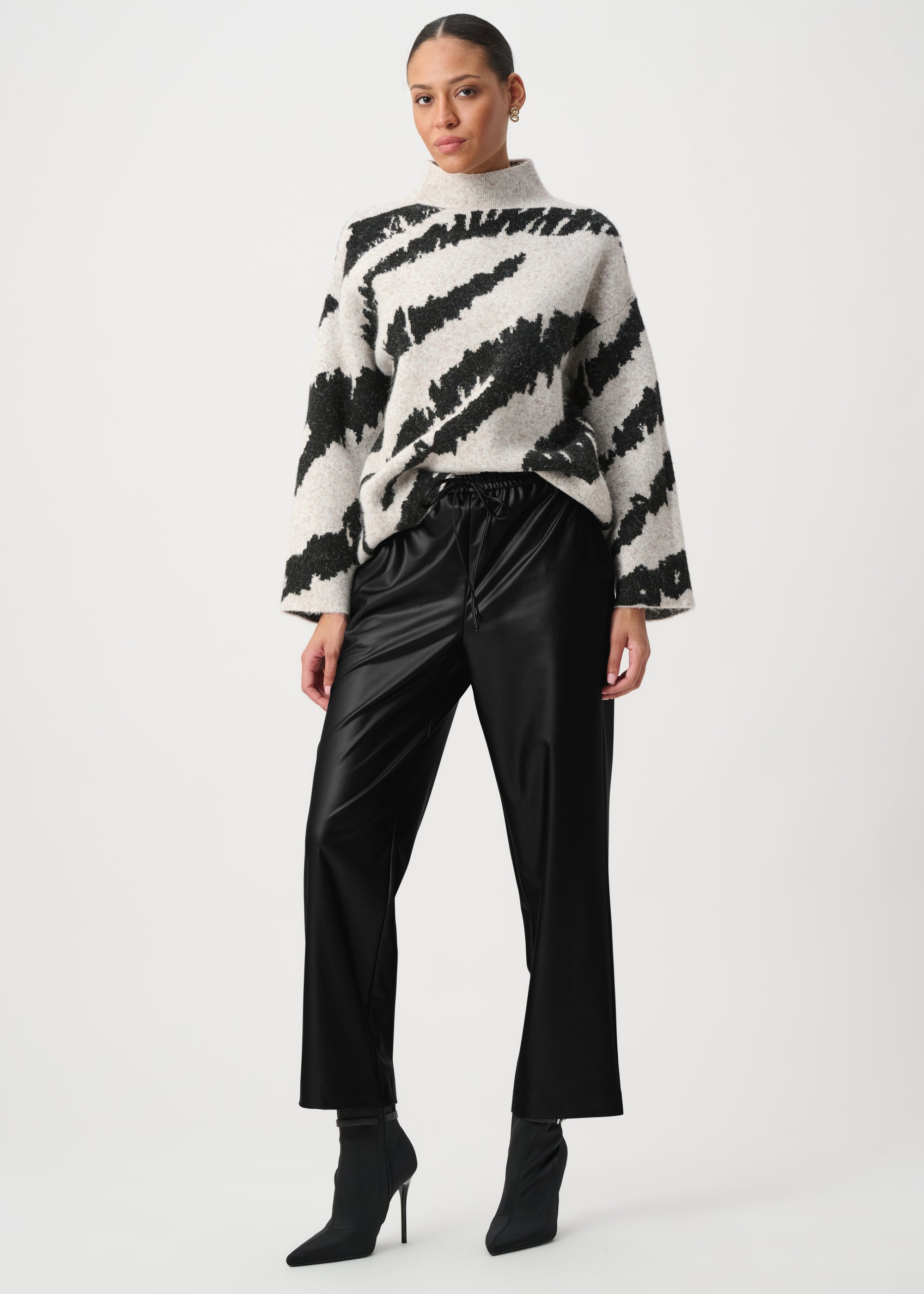 Onyx | Pantalon décontracté en cuir vegan