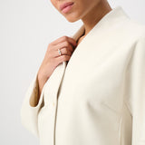 Dove | Veste carrée à col châle