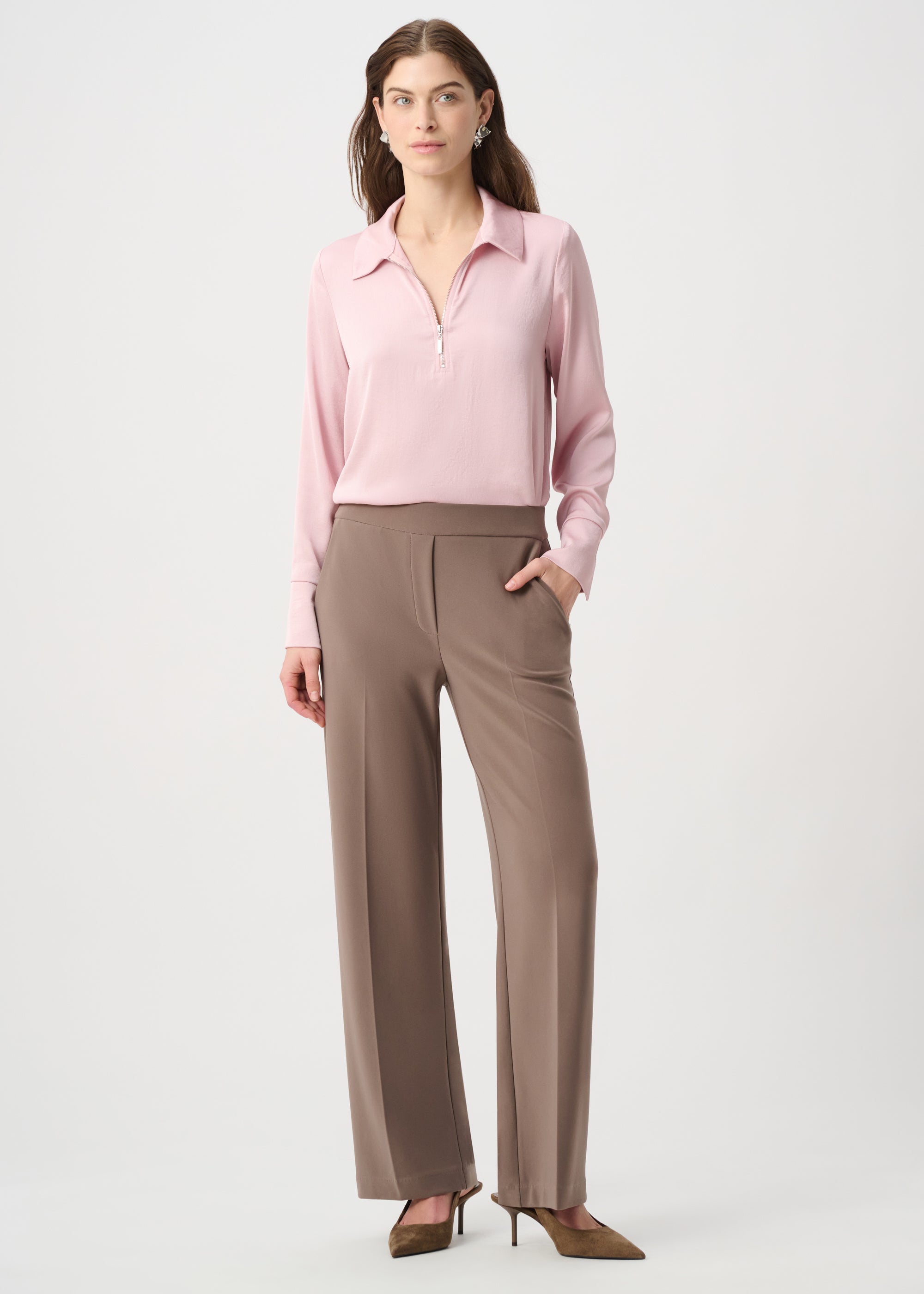 Sia | Blouse satinée avec collet