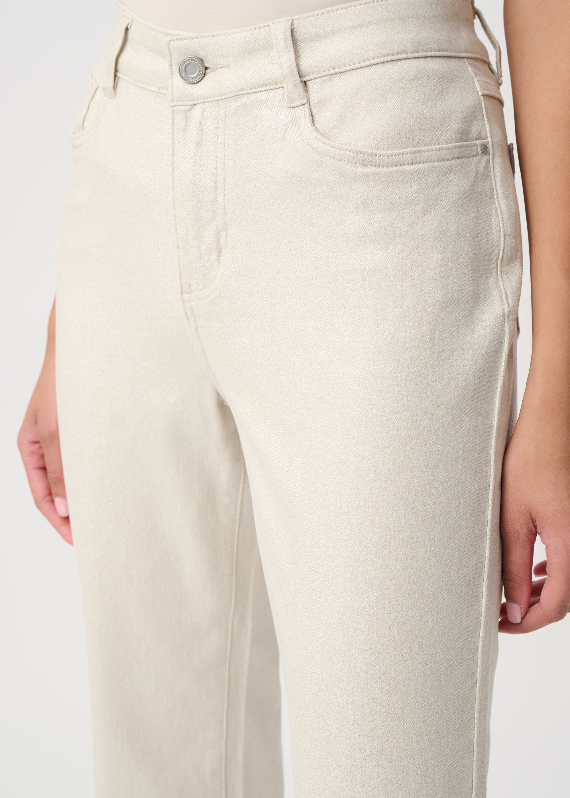 Cara | Jean métallisé à jambes droites