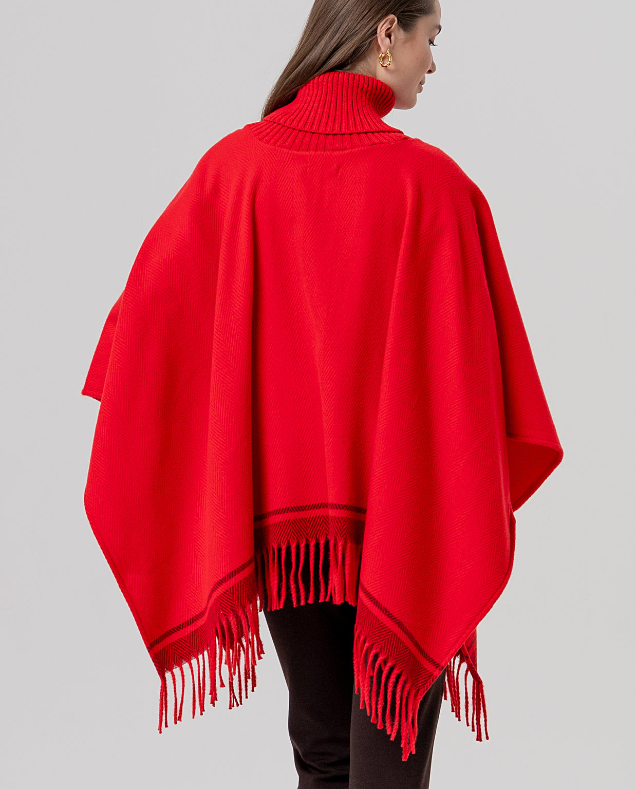 Ashby | Poncho avec col roulé et franges