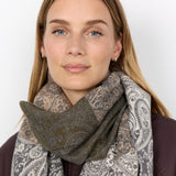 Foulard douillet à motif paisley