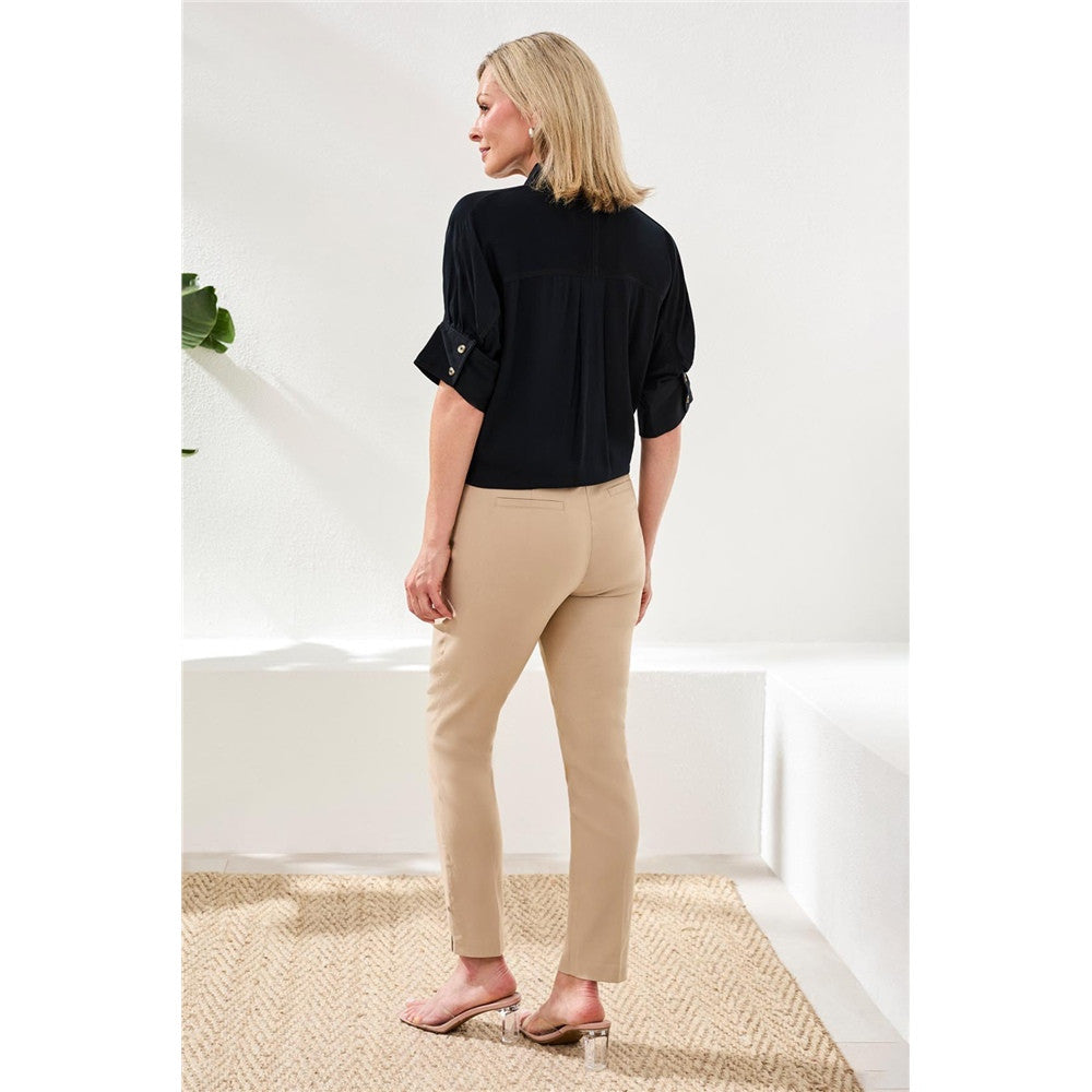 Blouse fluide boutonnée à manches courtes