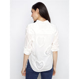 Blouse motifs brodés coeurs