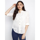 Blouse motifs brodés coeurs