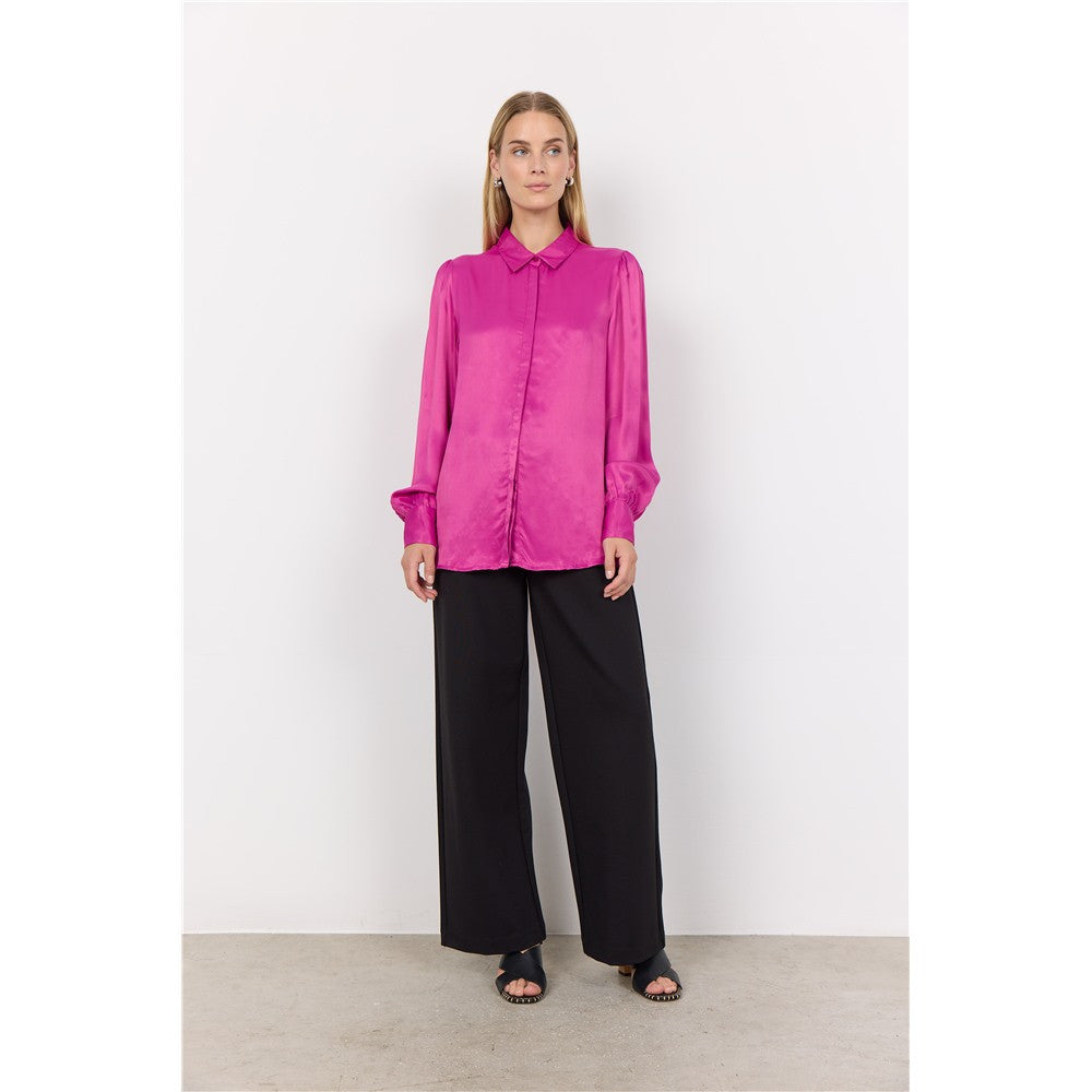 Blouse satinée avec collet