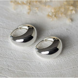 Boucles d'oreilles en cerceaux raffinés - Couleur : Argent