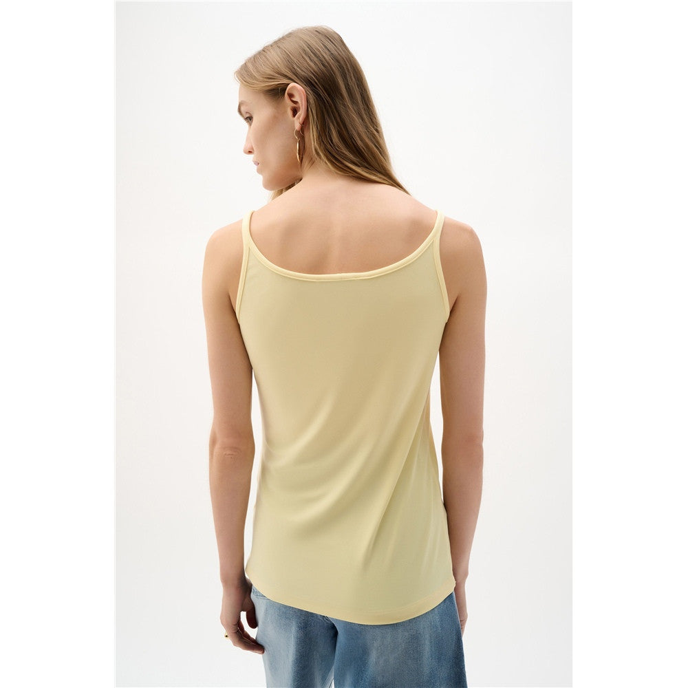 Camisole ajustée en tricot soyeux