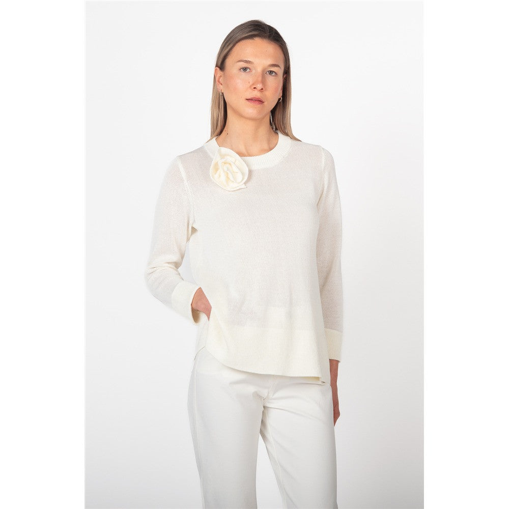 Chandail avec broche en forme de fleur - Taille : LARGE - Couleur : Naturel