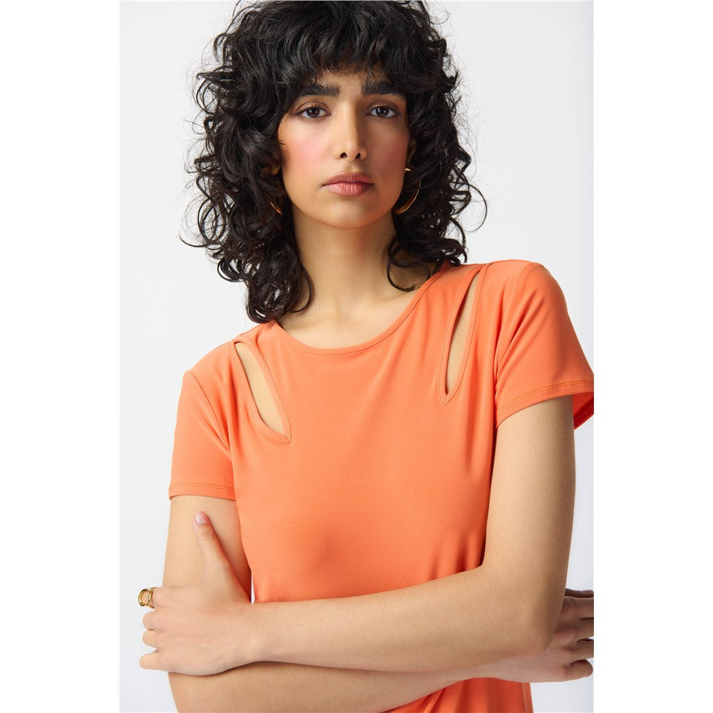 Haut à découpe en tricot