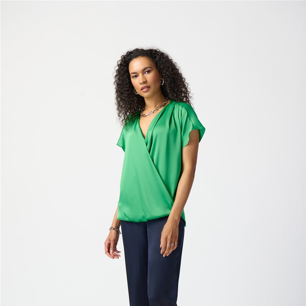 Haut cache-cœur à coupe boxy en satin - Taille : 6 - Couleur : Vert