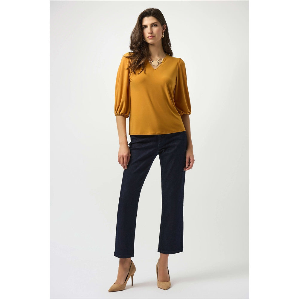 Haut droit en tricot soyeux