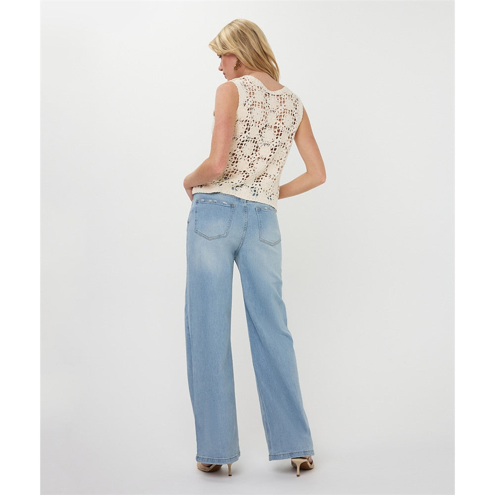 Haut en crochet floral
