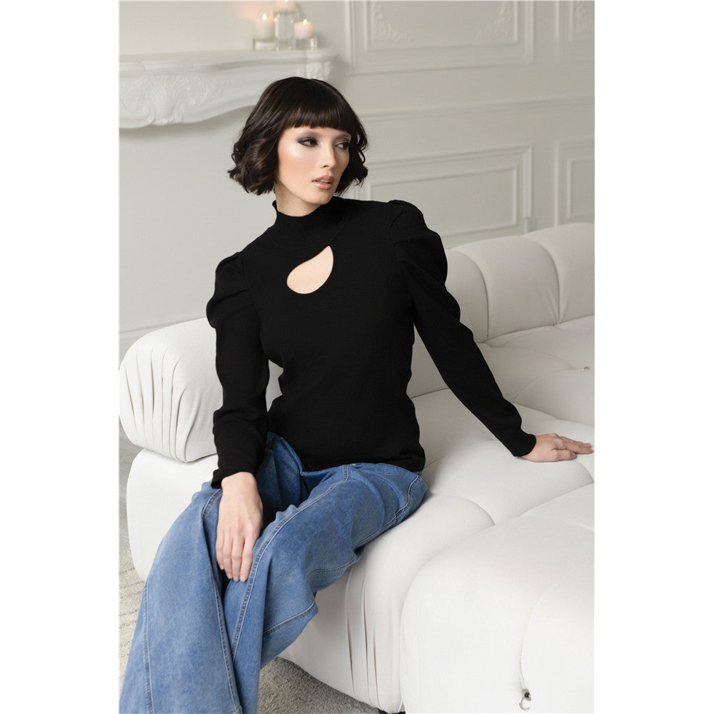 Haut noir à manches bouffantes et découpe - Taille : SMALL - Couleur : Noir