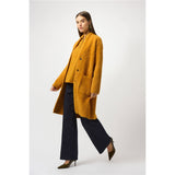 Manteau en tricot avec fil à plumes