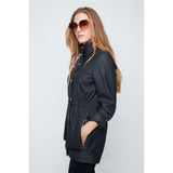 Manteau imperméable avec capuchon