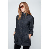 Manteau imperméable avec capuchon