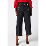 Pantalon à boutons dorés