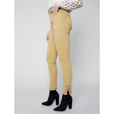 Pantalon avec oeillets au bas