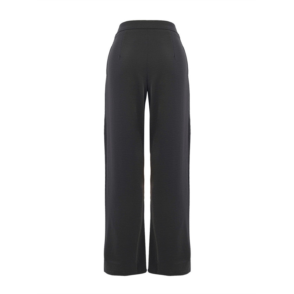 Pantalon avec plis devant