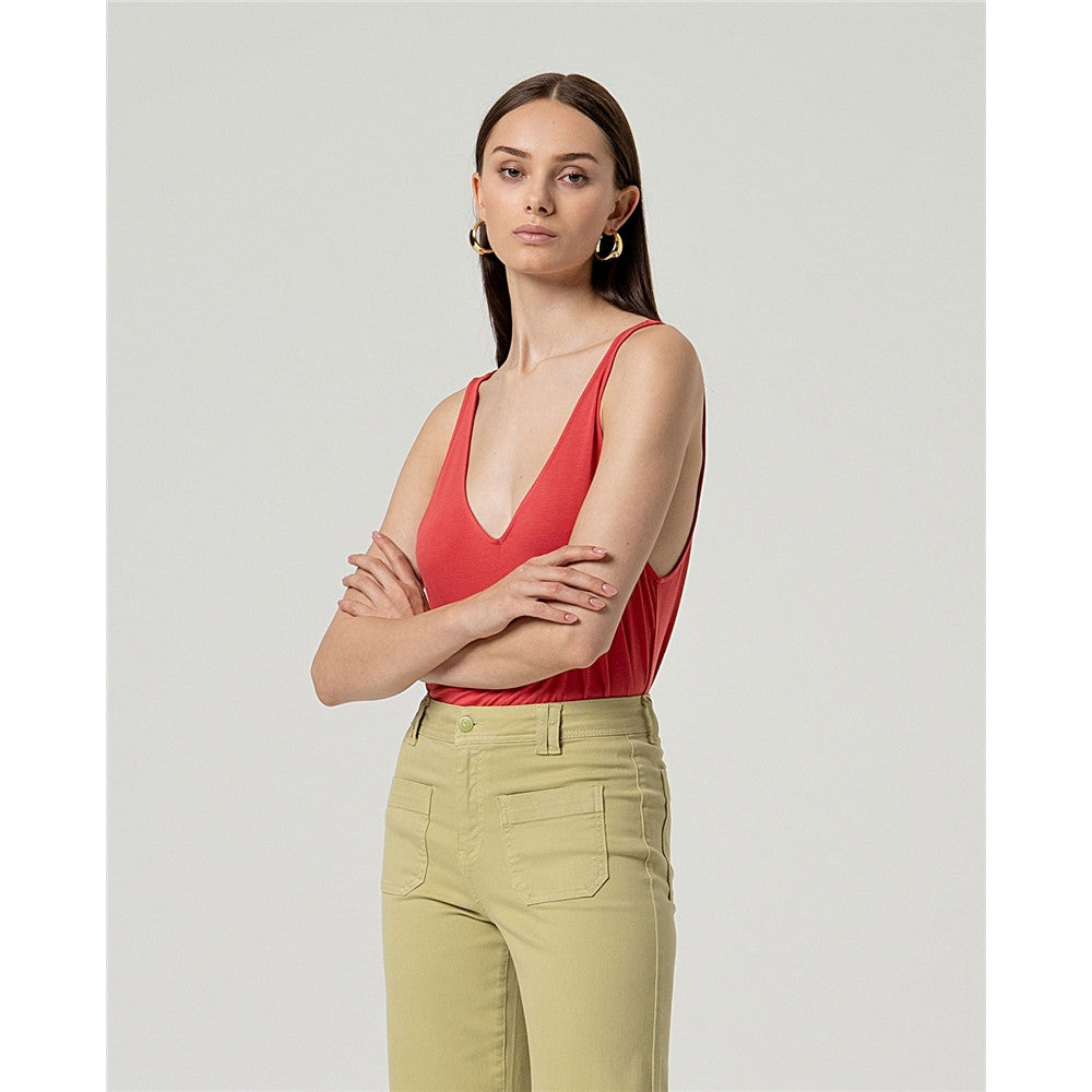 Pantalon coupe large et jambe droite