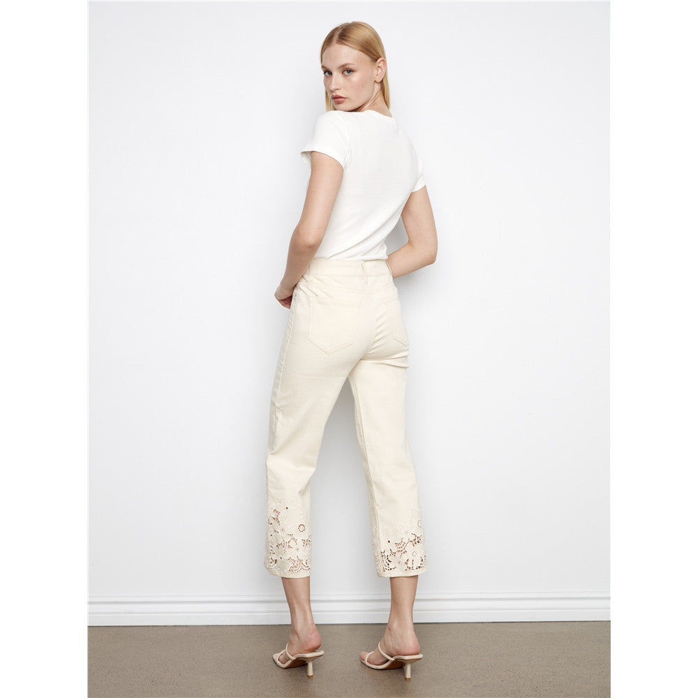Pantalon écourté avec broderie florale