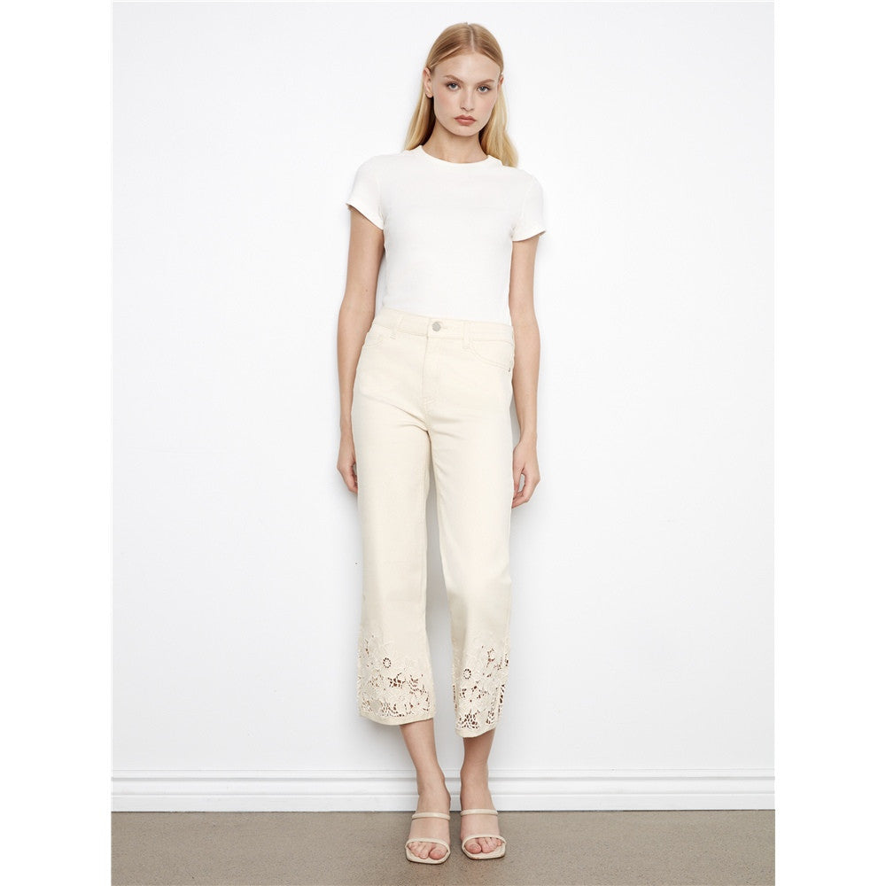 Pantalon écourté avec broderie florale