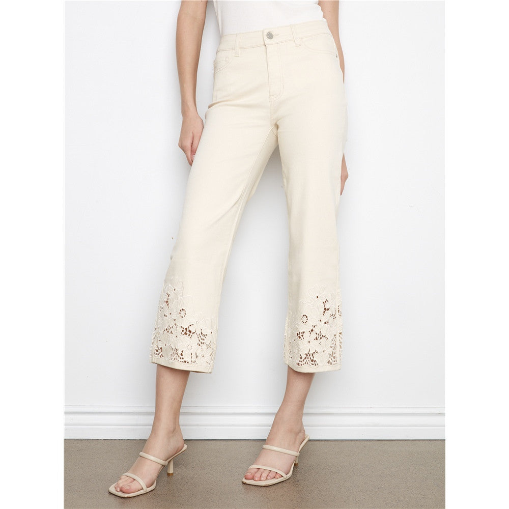 Pantalon écourté avec broderie florale