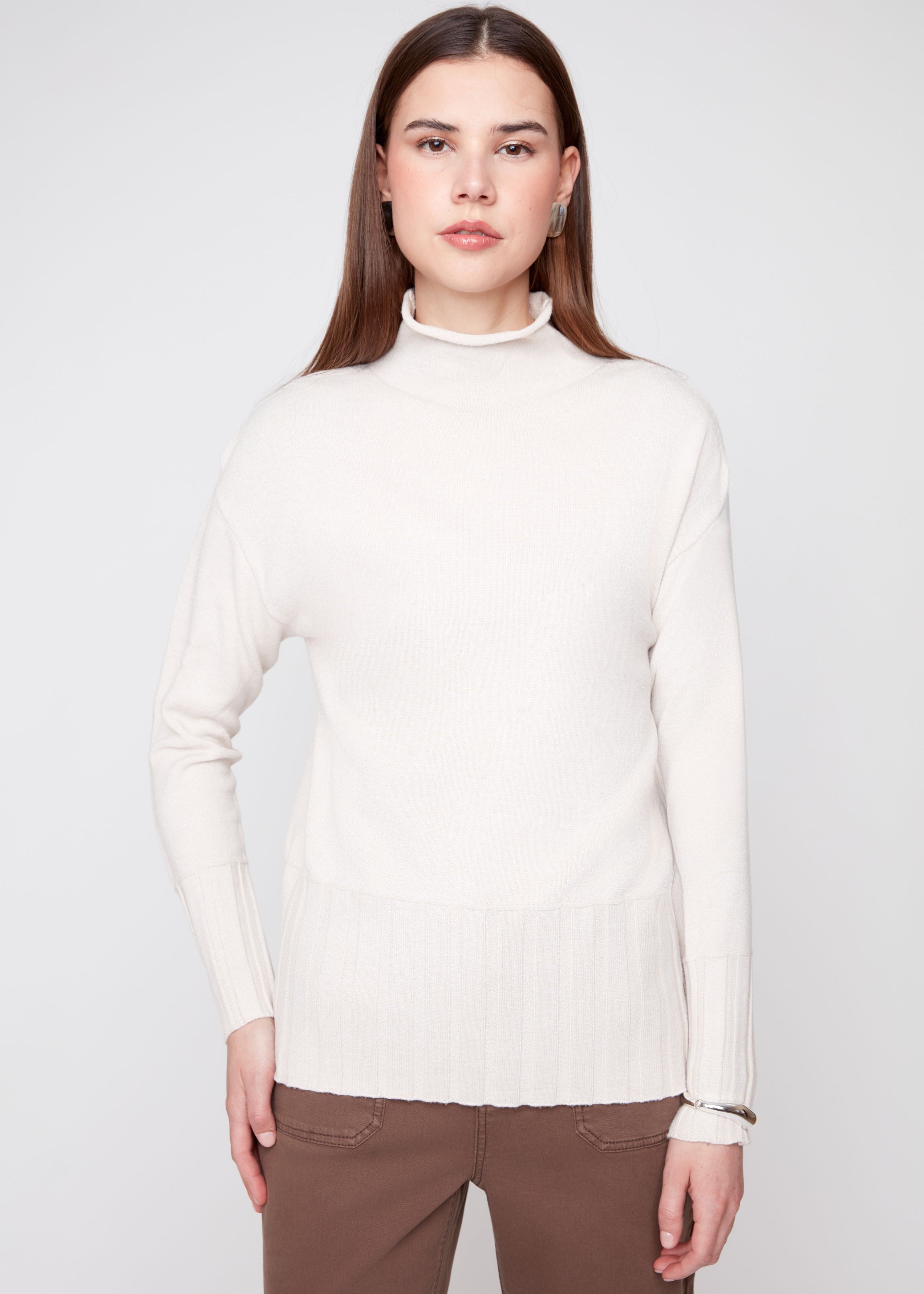 Vérona | Pull en tricot col montant
