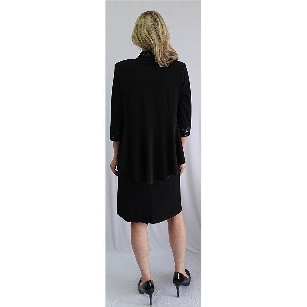 Robe & cardigan court
