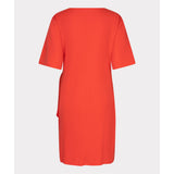 Robe détail de nouage sur côté
