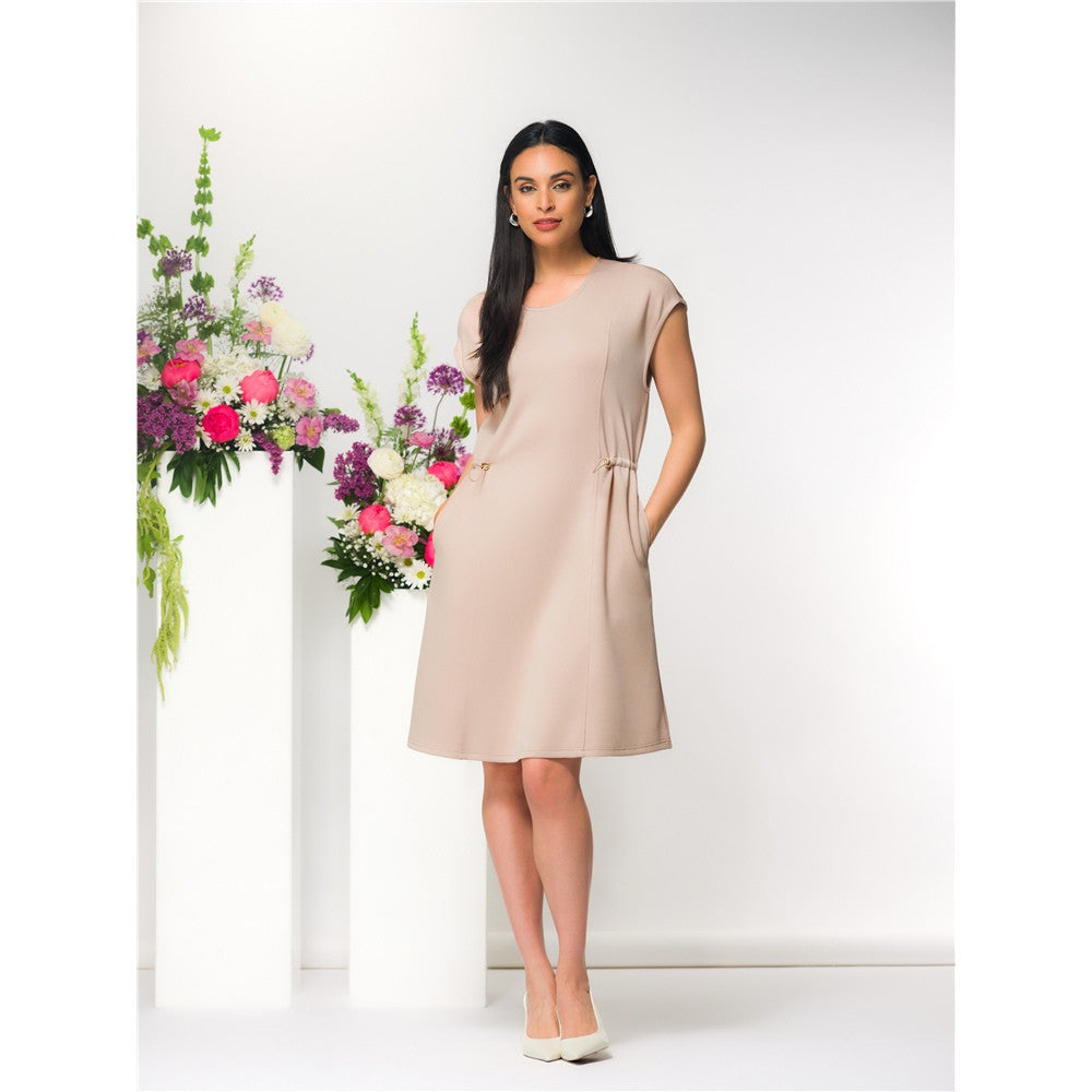 Robe droite ajustable