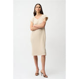 Robe droite en scuba crêpe plissé avec poches