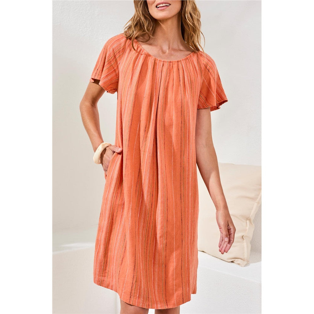 Robe rayée à dos lacé