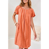 Robe rayée à dos lacé