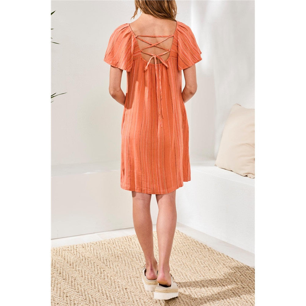 Robe rayée à dos lacé