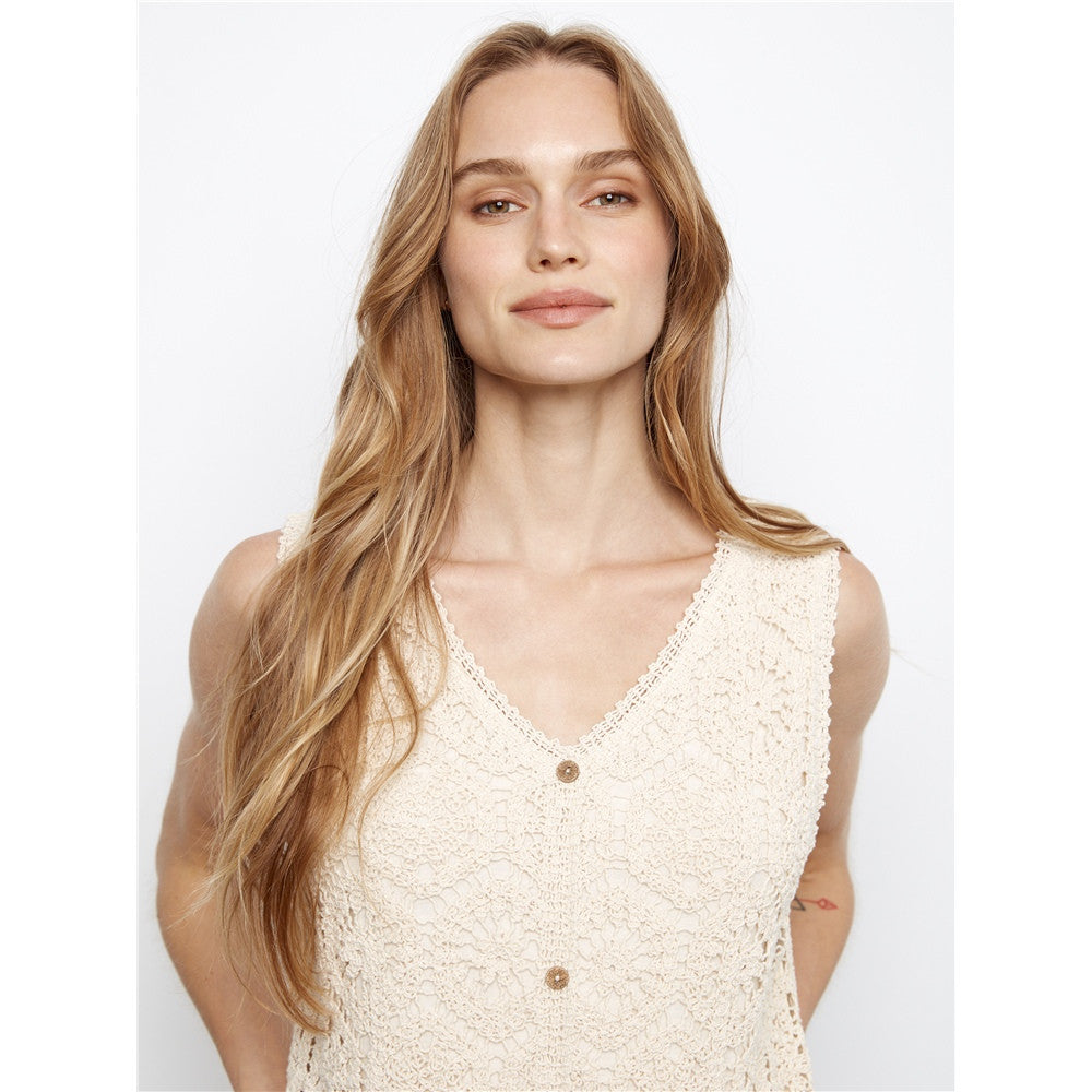Robe sans manches en crochet
