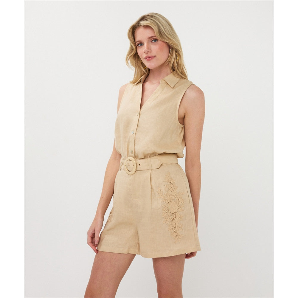 Short avec broderies