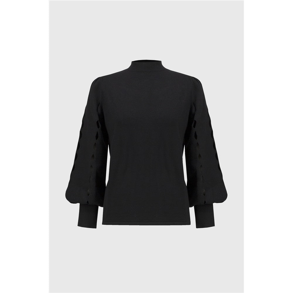 Tricot avec ouvertures aux manches