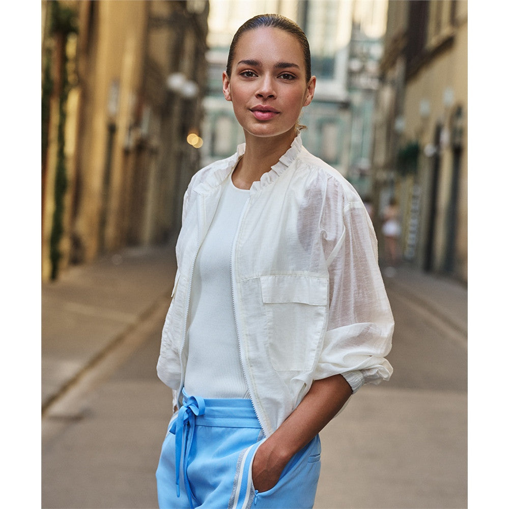 Veste manches semi-transparentes