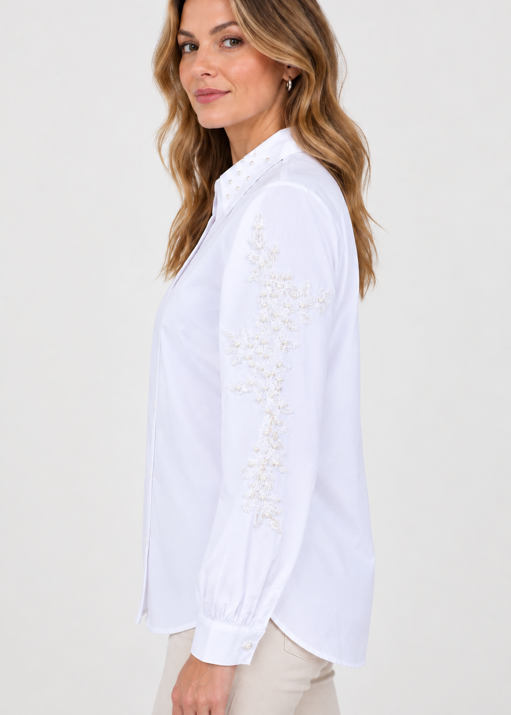 Stella | Chemisier avec broderie et perles
